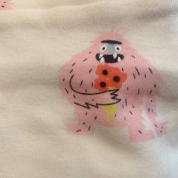 2pc Pajamas Top & Short Big Foot Monster Set Snug-Fit Unisex PJs Size 5T New - Picture 12 of 12